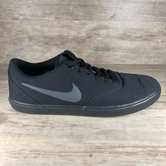 nike sb check solarsoft canvas men's skateboarding shoe